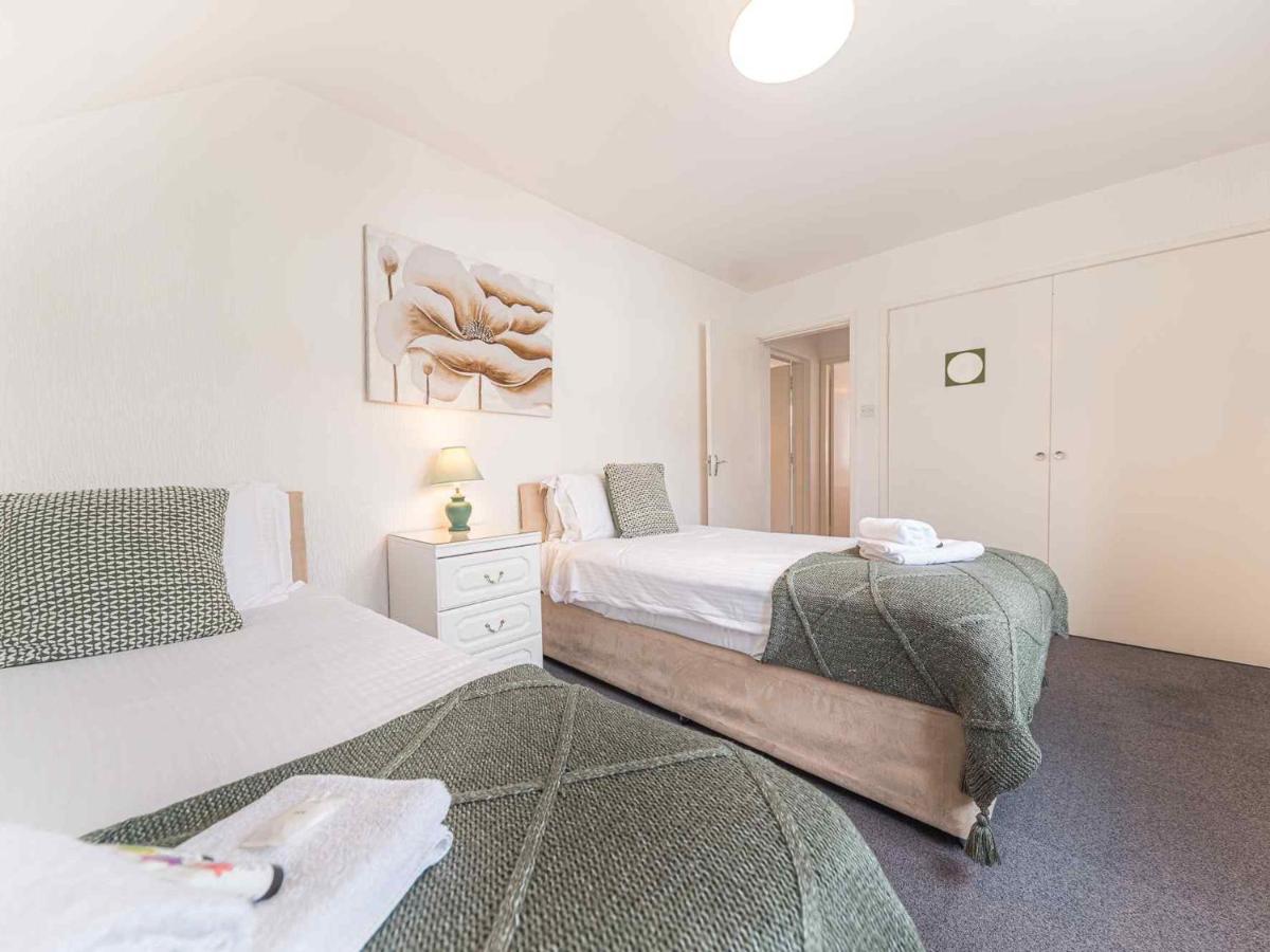 Pass The Keys Comfortable 3 Bed In Central Bowness With Parking Windermere Eksteriør bilde